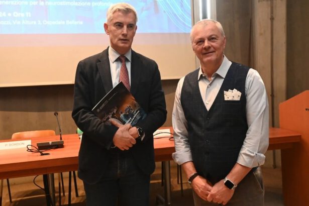 Parkinson, inizio di una nuova era: "Primo pacemaker impiantato in un paziente" 5