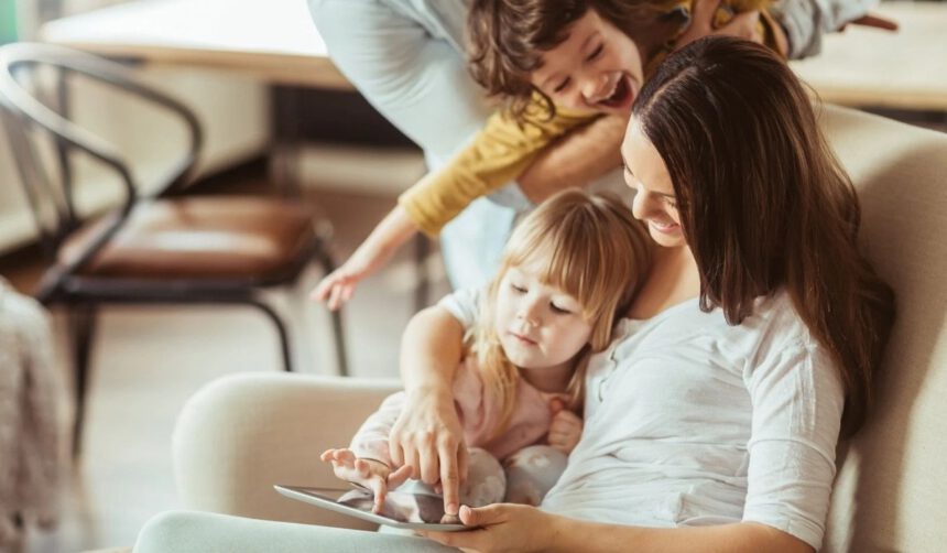 Nasce l'innovativa app Parola: "Aiuta i bambini con difficoltà nel linguaggio" 1