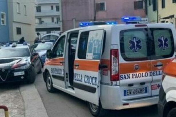Cassino, donna si lancia dalla finestra: passanti le fanno da cuscino umano e la salvano 5