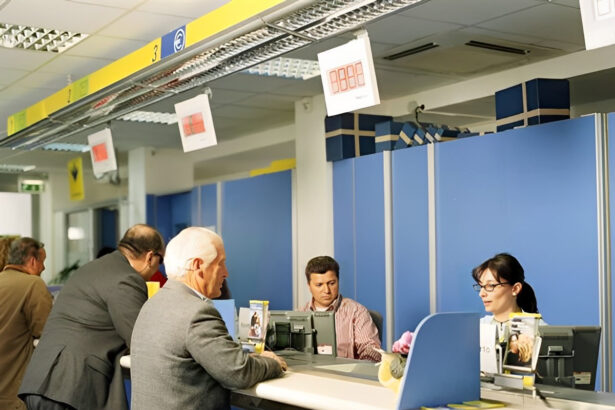 Pensioni aprile 2023, pagamenti in giorni diversi per Poste e banche: le date e gli importi 10