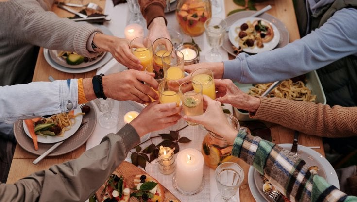 A Verona c’è un ristorante tech-free: il vino è gratis se non usi il telefono 3