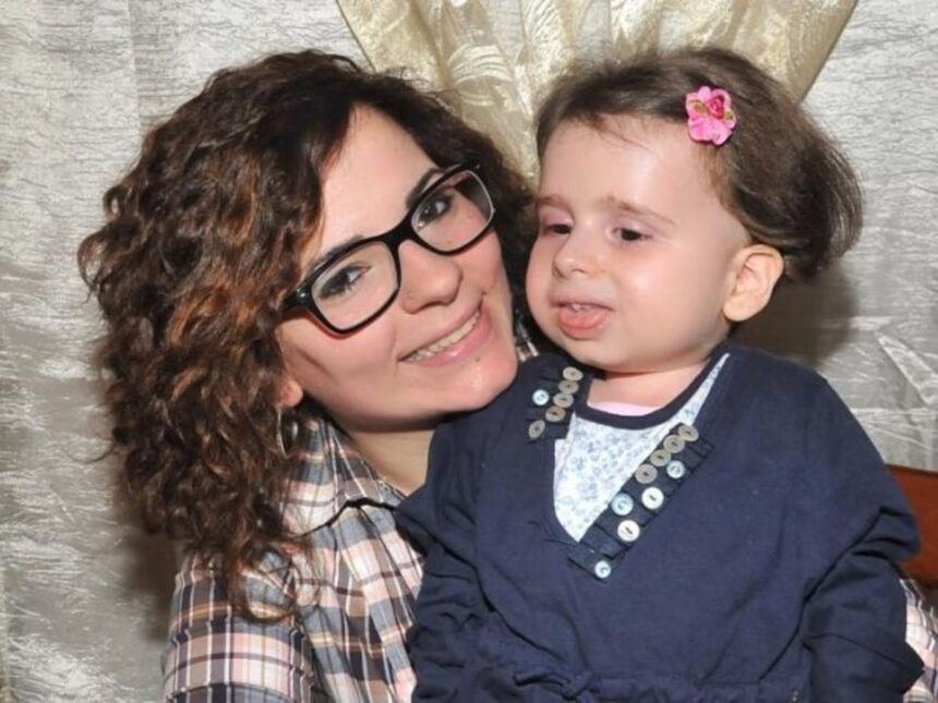 Scoperto il gene che provoca la malattia della piccola Bea. La zia: "È il suo ultimo regalo" 2 Scoperto il gene che provoca la malattia della piccola Bea. La zia: "È il suo ultimo regalo" 1