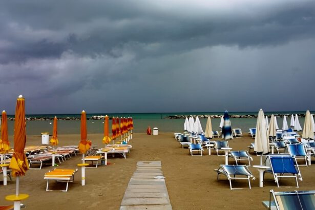 Meteo, nel weekend temporali, grandine e calo temperature: le Regioni interessate 19