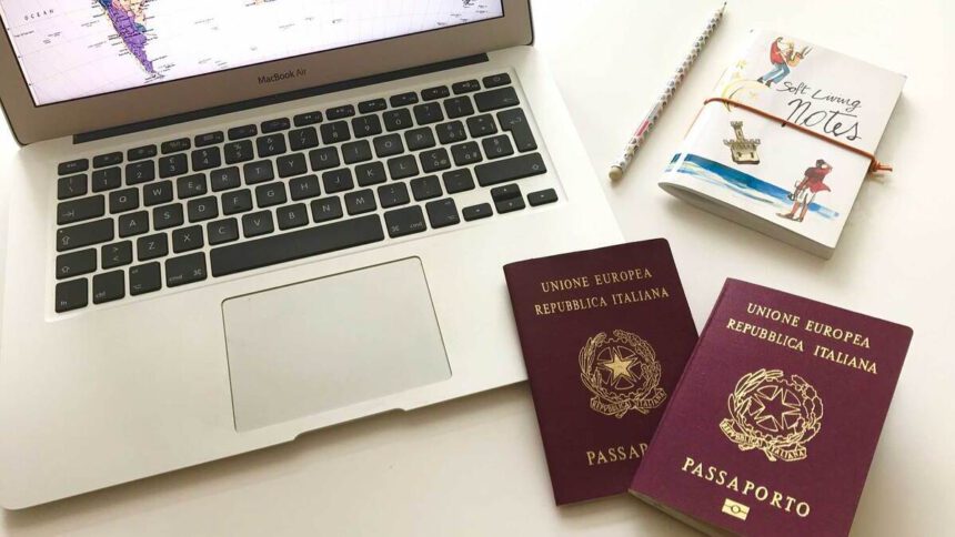 Polis, il passaporto arriva alle Poste: cos'è, come funziona e come richiederlo 1