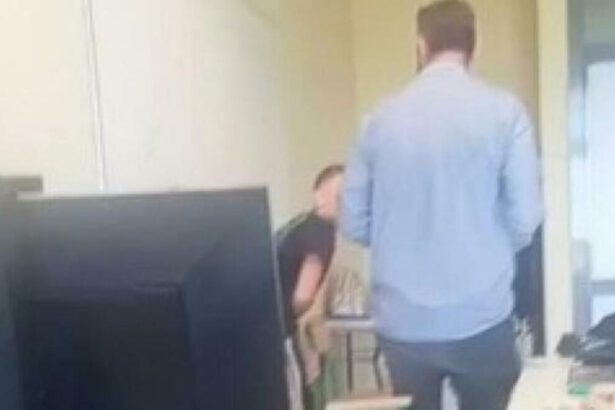 Il prof che ha colpito l'alunno dice di avere la coscienza a posto, ma la violenza non è giustificabile 10