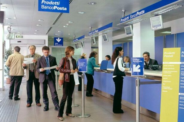 Poste Italiane e i sindacati, 7500 assunzioni nel 2025: "Risultato eclatante" 7