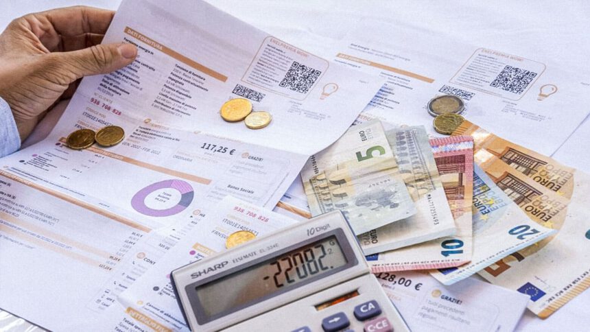 Pratiche commerciali illecite, aumenti spropositati di luce e gas: quali le società multate? 1