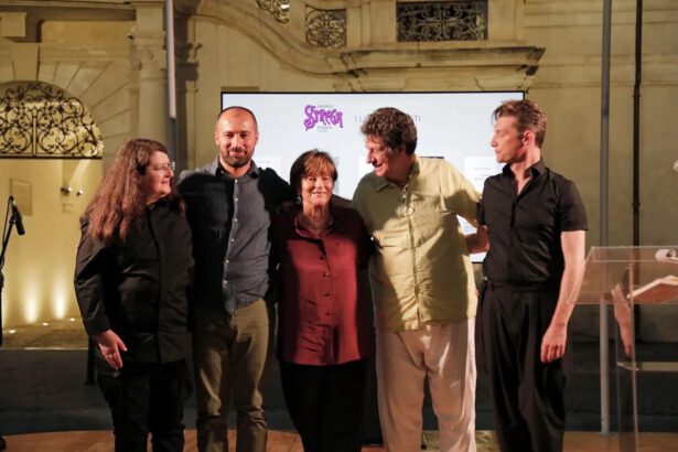 Premio Strega Poesia: chi sono i 5 finalisti 8