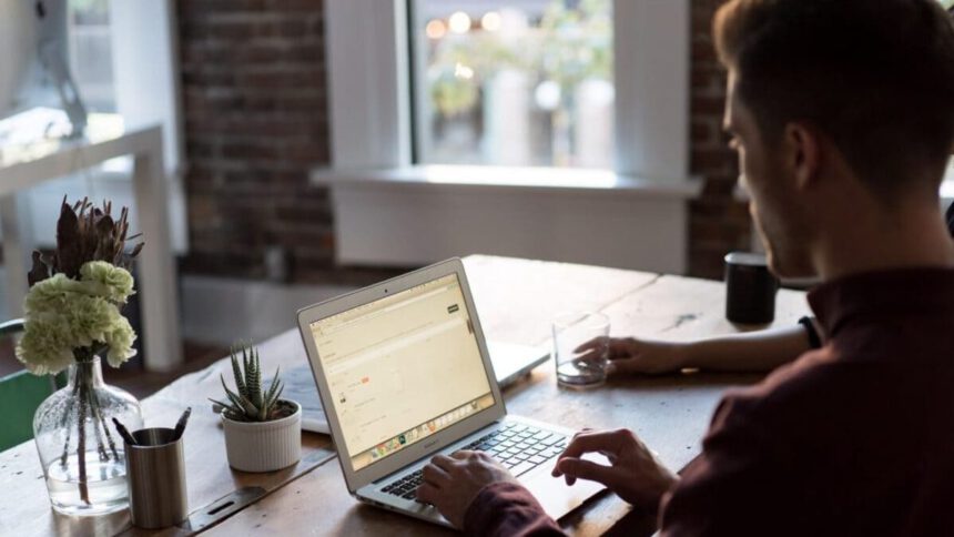 Come il Print on Demand ha trasformato il Merchandising online 1