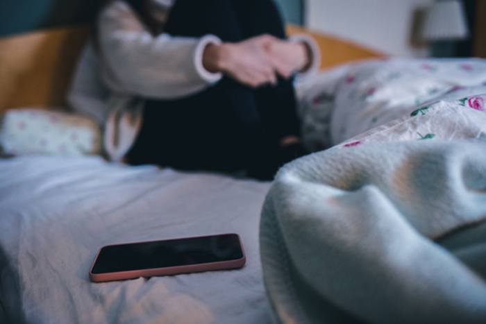 “Mangia nuda davanti allo specchio”, dentro le regole folli dei gruppi pro-anoressia 6 “Mangia nuda davanti allo specchio”, dentro le regole folli dei gruppi pro-anoressia 5