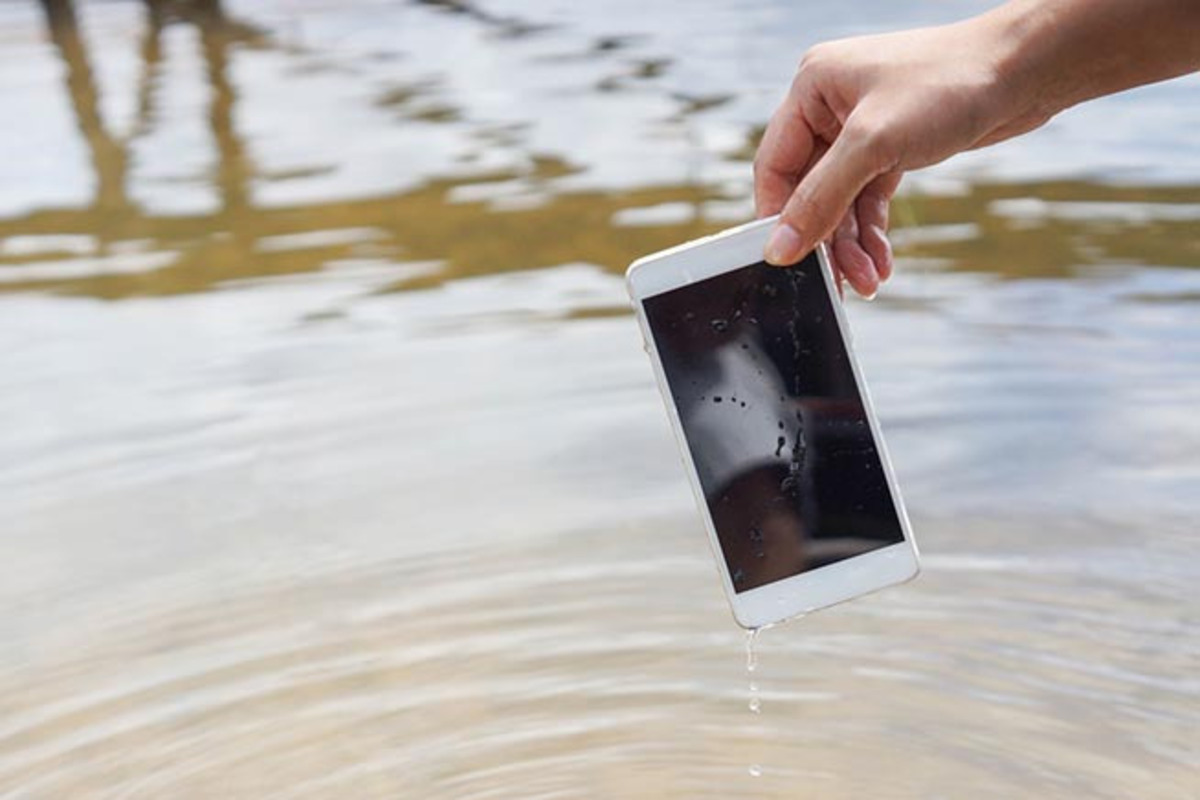 Proteggere il cellulare: come trattarlo bene ed evitare di romperlo 25