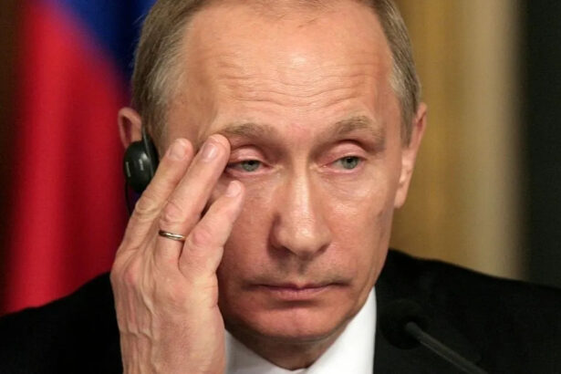 Putin malato, la spia russa: "Gli rimangono 2-3 anni di vita e sta perdendo la vista" 10