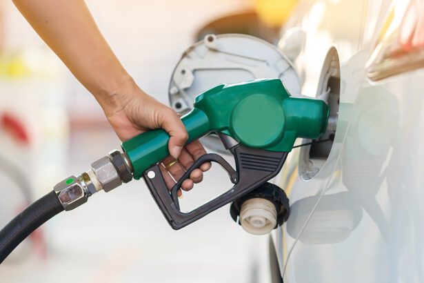 Dalla benzina agli affitti: ecco tutti i rincari del 2023 14