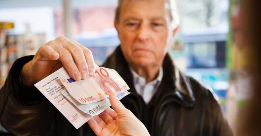 Rivalutazione pensioni, quanto e come scenderanno nel 2024: "Perdite di 8mila euro" 2 Rivalutazione pensioni, quanto e come scenderanno nel 2024: "Perdite di 8mila euro" 1