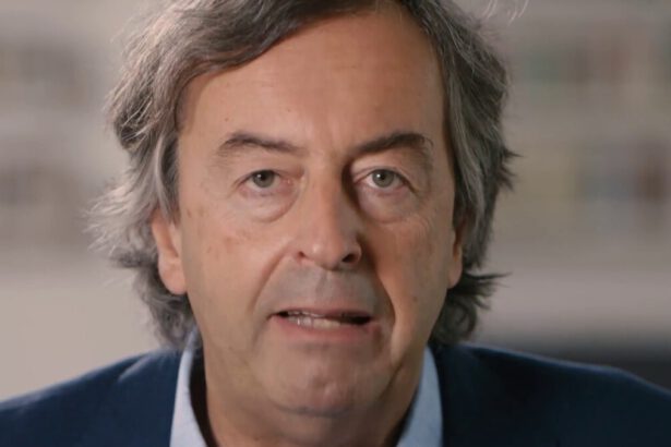 Burioni: "Il vaccino contro il Papilloma Virus è così efficace da debellare il cancro all'utero come il vaiolo" 17
