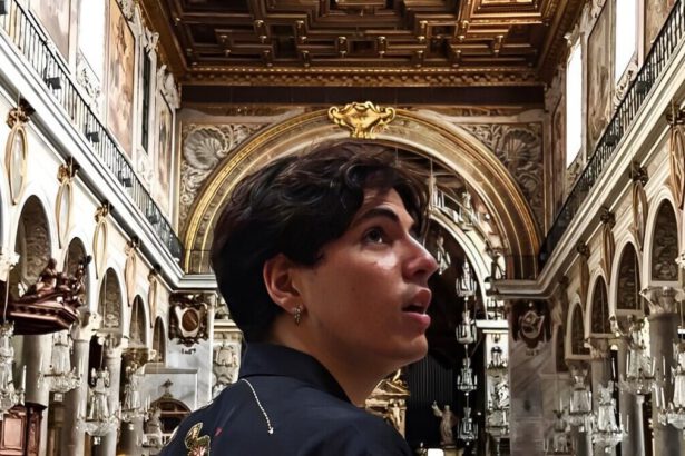 Chi è Roberto Celestri, primo influencer d'Italia che spiega l'arte con un reel 15