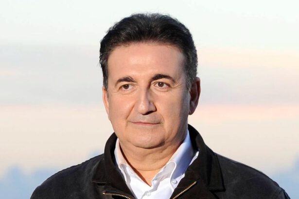 Roberto Giacobbo: "UFO e fantasmi non esistono, ma credo alla vita in altri mondi" 18