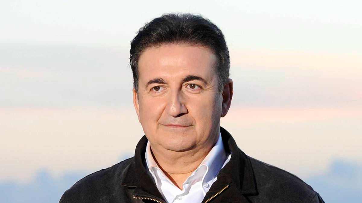 Roberto Giacobbo: "UFO e fantasmi non esistono, ma credo alla vita in altri mondi" 15