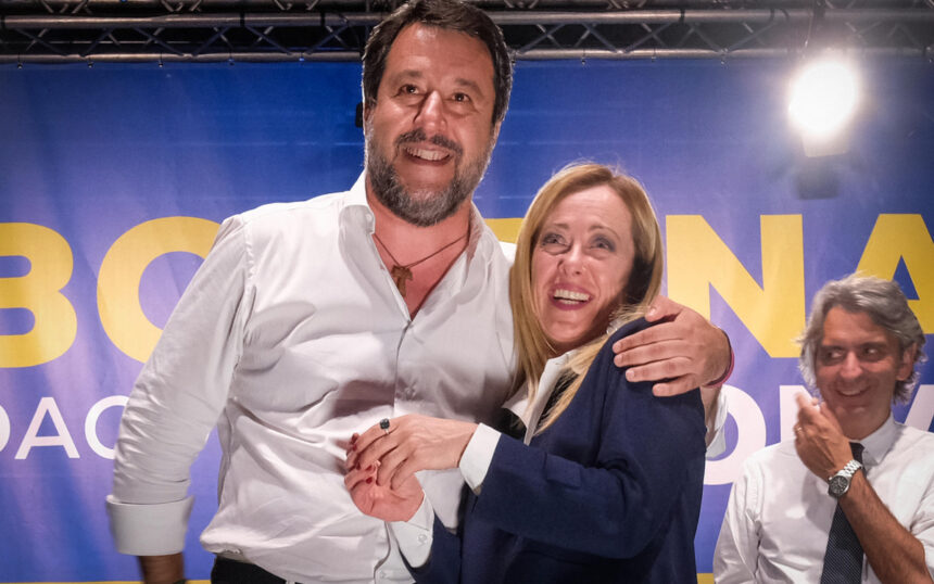 Salvini e Meloni a Verona, è di nuovo amore: "Non finirà come Giulietta e Romeo" 1