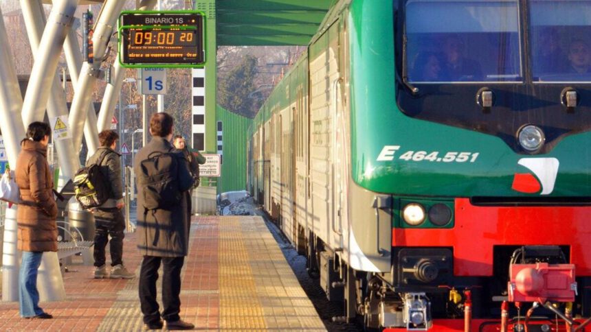 Sciopero treni 9 settembre: durata e quando si potrà tornare a viaggiare 2 Sciopero treni 9 settembre: durata e quando si potrà tornare a viaggiare 1