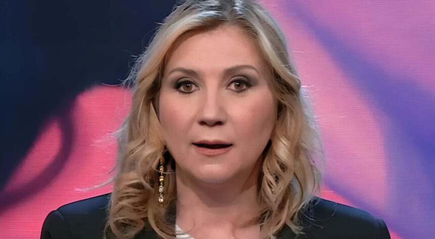 Serena Bortone a rischio provvedimento disciplinare: il programma potrebbe chiudere a giugno? Ecco il commento della Rai 2 Serena Bortone a rischio provvedimento disciplinare: il programma potrebbe chiudere a giugno? Ecco il commento della Rai 1