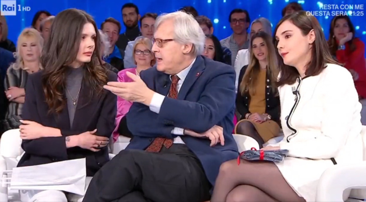 Le figlie di Sgarbi difendono il padre: "Non è così tremendo, è un papà dolce" 17