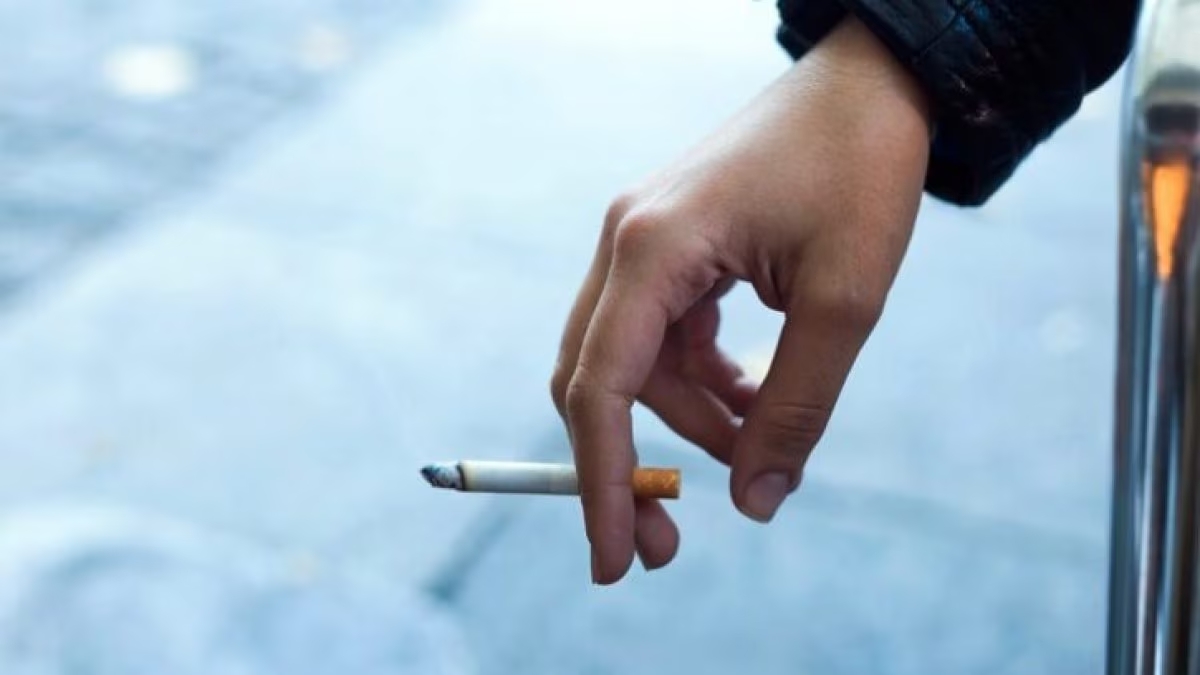Dal 1° gennaio 2025 stretta sul fumo a Milano, cosa cambia rispetto a prima 15