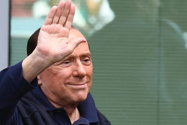 Berlusconi lascia il San Raffaele dopo 45 giorni: "Liti con medici e famiglia per tornare a casa" 7