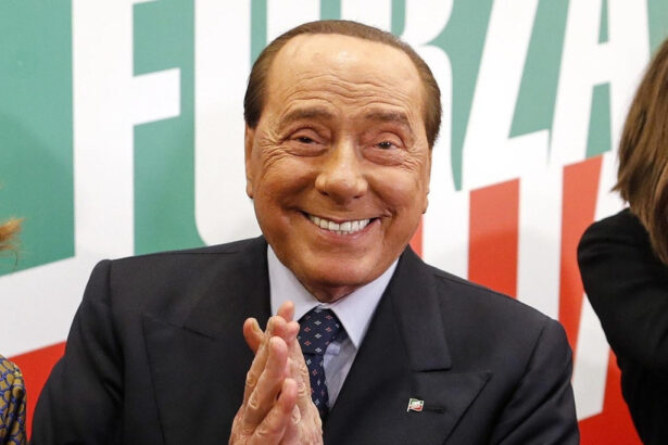 L'eredità multimiliardaria di Berlusconi: l'impero Fininvest, le ville e il Monza 14