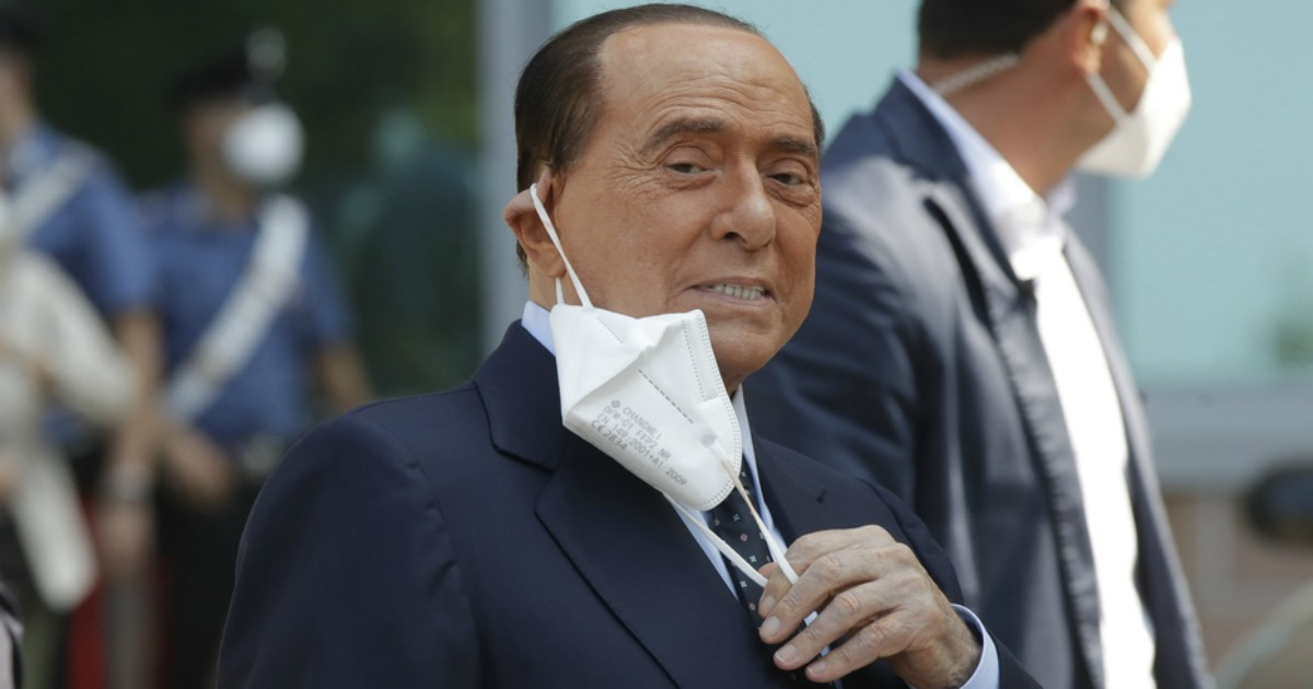 Silvio Berlusconi ha la leucemia: la diagnosi a marzo, la pet e il prelievo di midollo 1