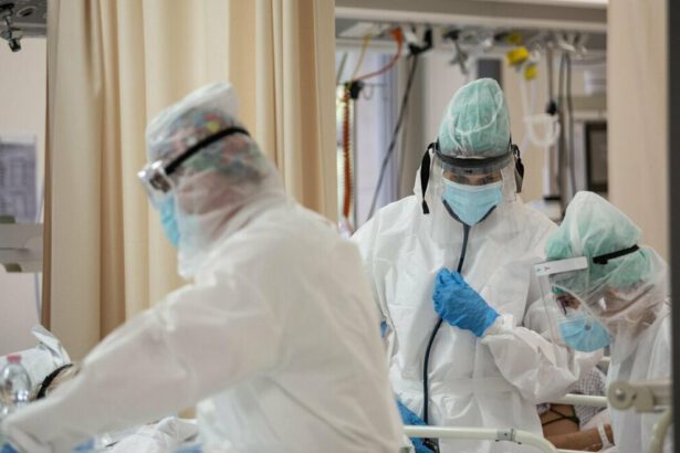 Variante Xe, tutti i sintomi: la dose booster è efficace? 10