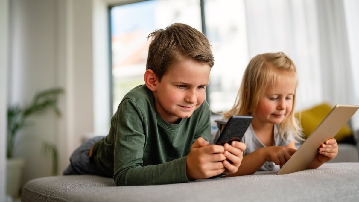 Bambini e smartphone: l'età giusta e regole per l'uso 1