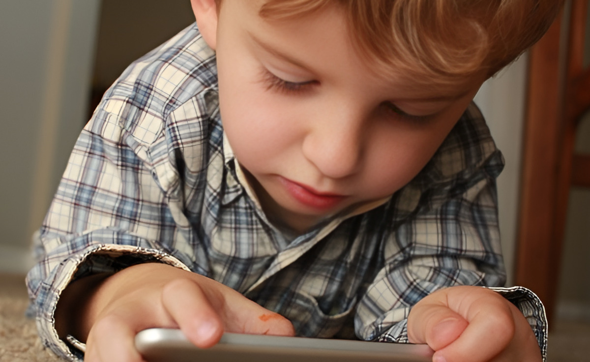 Bambini e smartphone: l'età giusta e regole per l'uso 3