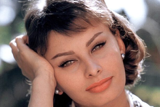 Perché Sophia Loren è stata eletta personaggio dell'anno 2024 dalla Treccani 19