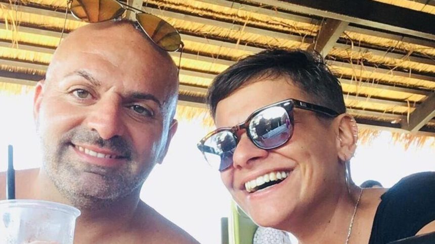 Sposi rinunciano a bomboniere e doo un defibrillatore al paese: “Può salvare vite” 1