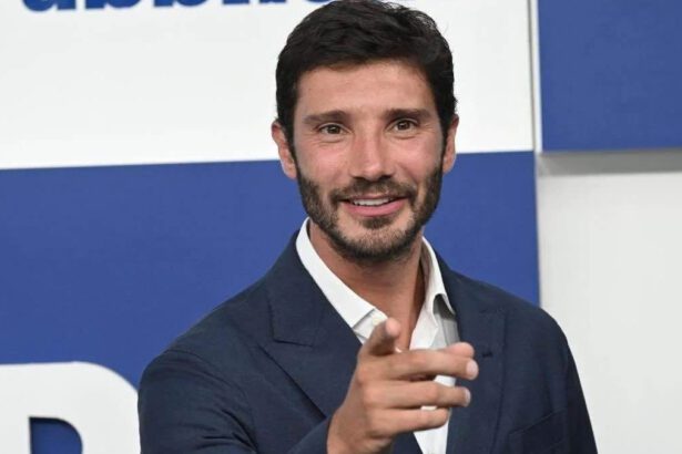 Stefano De Martino, la Rai gli affida Affari tuoi: quando andrà in onda 7