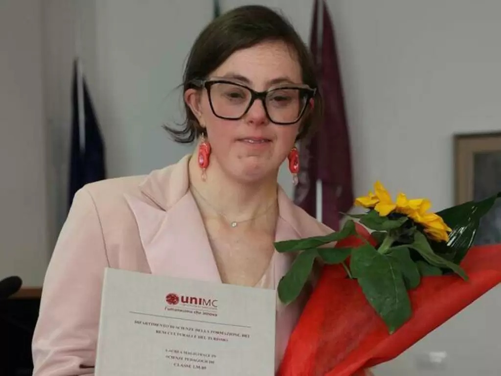 Studentessa down si laurea con 110 e lode: “Tutti possono farcela se trovano chi crede il loro” 19