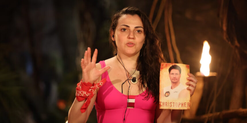 La parabola di Cristina Scuccia, da suora all'Isola dei famosi: "Ma fuori è fidanzata con un ex frate" 1