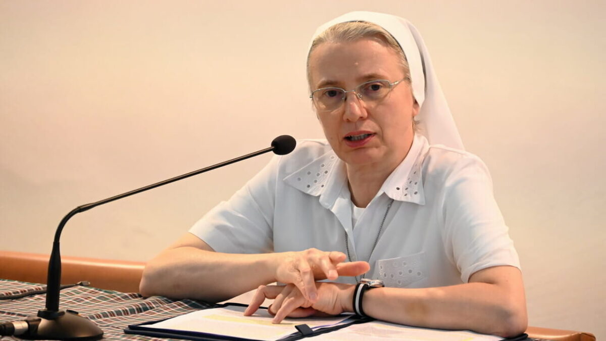 Suor Simona Brambilla nominata 1ª donna prefetta di un Dicastero da Papa Francesco 17