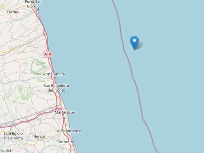 Terremoto 4.1 tra Abruzzo e Marche: "Soccorso un cittadino, sospesa linea ferroviaria" 3 Terremoto Marche Abruzzo: linea ferroviaria Ancona-Pescara sospesa, soccorso un cittadino