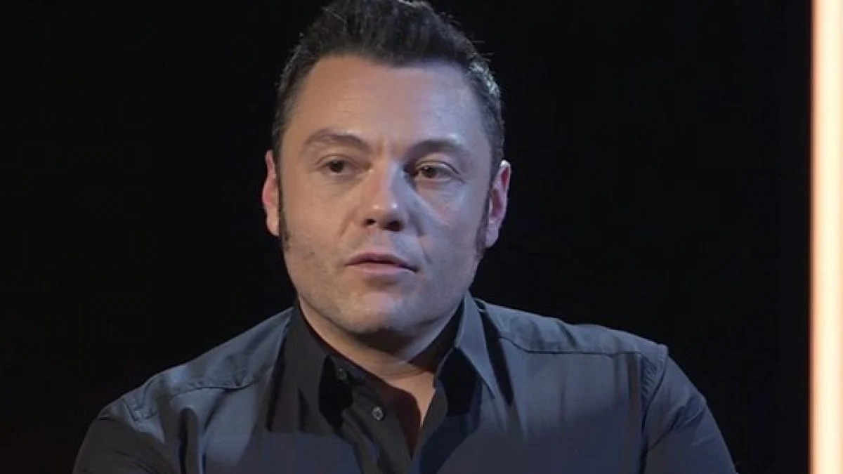 Tiziano Ferro, il fisco gli pignora 9 milioni di euro: “Non ha versato imposte dal 2006 al 2008” 17