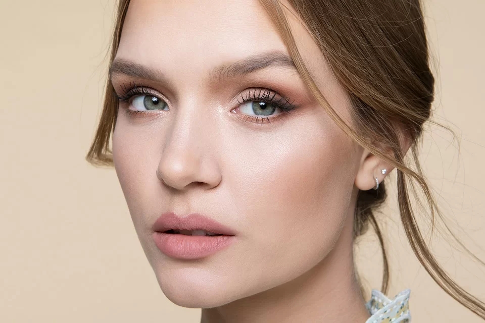 Trucco 2023: 5 idee e colori che devi scegliere 10