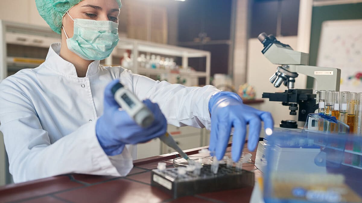 Tumore del retto, nuovo farmaco lo elimina senza chemio e radio in 12 pazienti 15