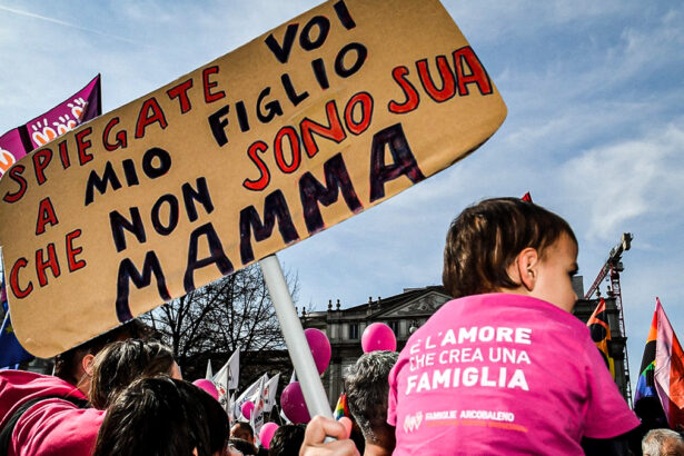 Cancellati i certificati dei figli con due mamme, ma è giusto lasciare un bambino senza un genitore? 10