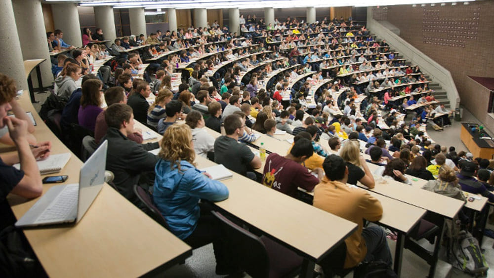 Rivoluzione università, Bocconi Bicocca e Statale tagliano le tasse agli studenti 3