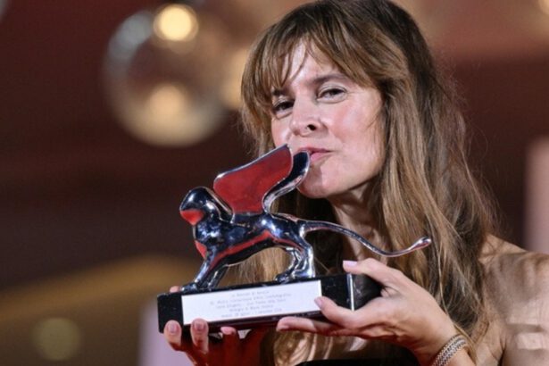 Vermiglio di Maura Delpero rappresenterà l'Italia agli Oscar, la regista: "Un atto d'amore per mio padre" 17