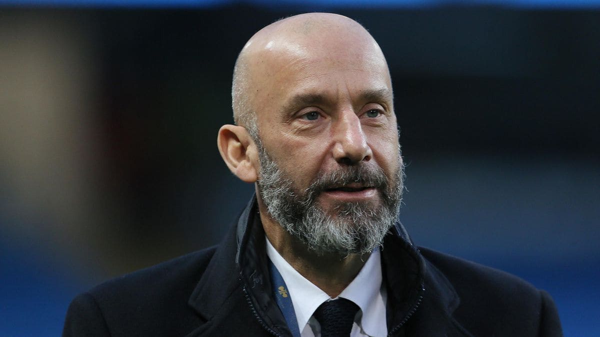 Vialli lascia la Nazionale: “Ho bisogno di tutte le mie energie per superare la malattia” 17