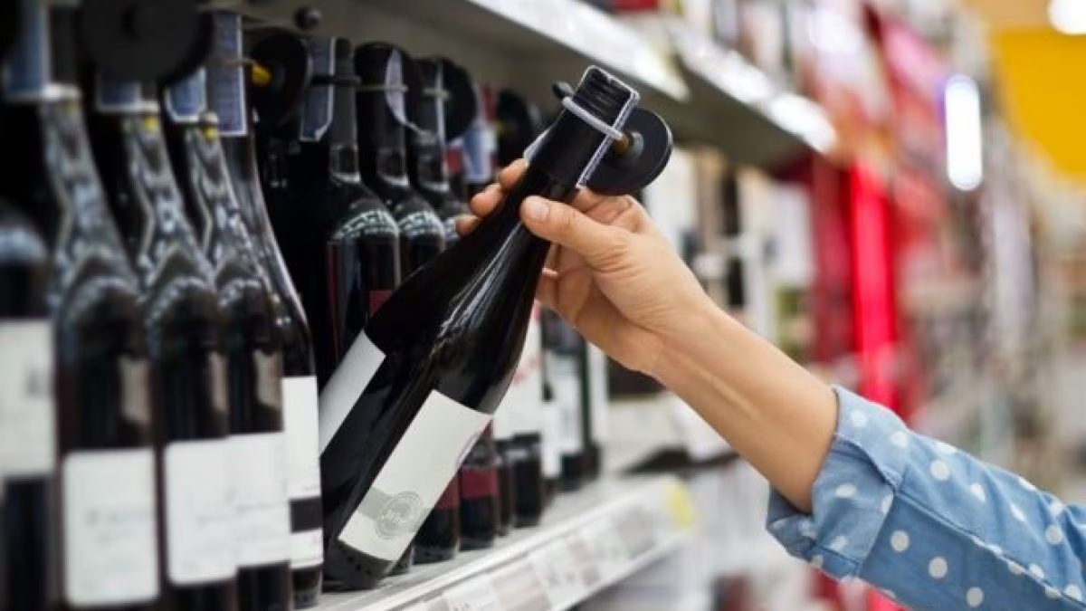 Alcol e tumori: l’OMS chiede “etichette di avvertenze chiare e ben visibili” 15