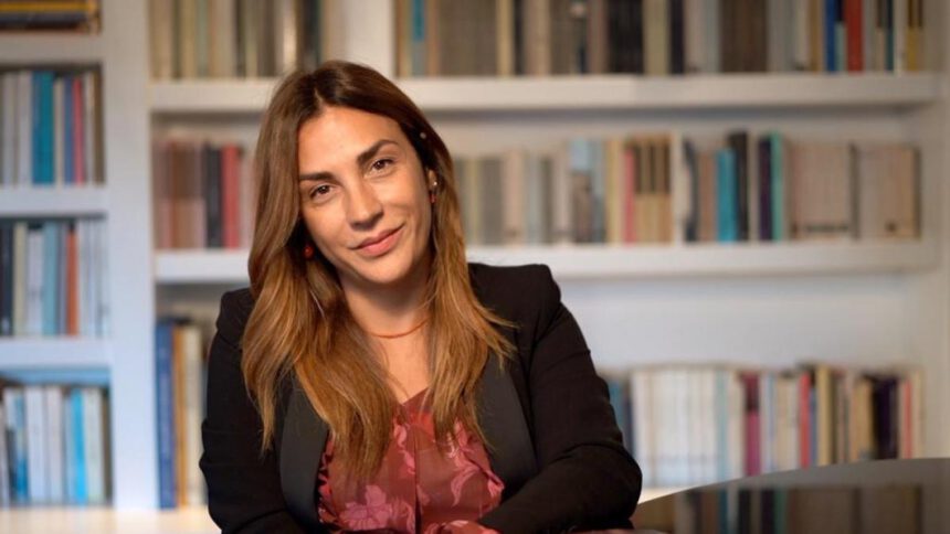 Maturità 2023, Viola Ardone agli studenti: "Datevi la possibilità di sbagliare" 1