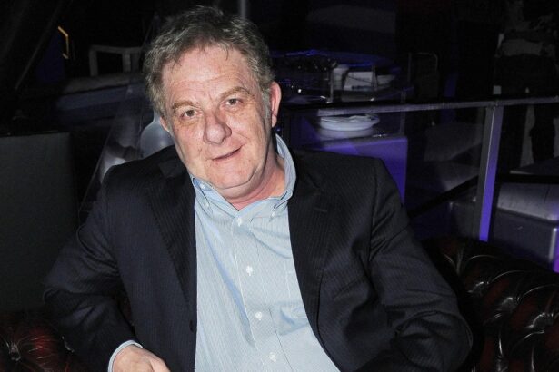 Antonello Fassari: la forza di un artista che ha affrontato la malattia con coraggio 10